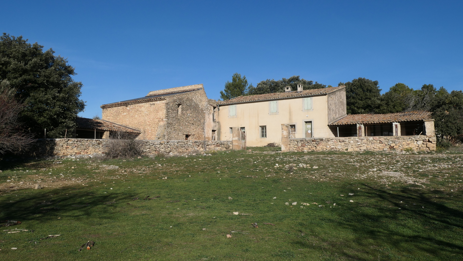 Les Mayorques et Vallon de la Roque Rousse
