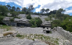 Barrage de Dardennes Exsurgence du Ragas Impluvium au Revest-les-Eaux (Gilles)
